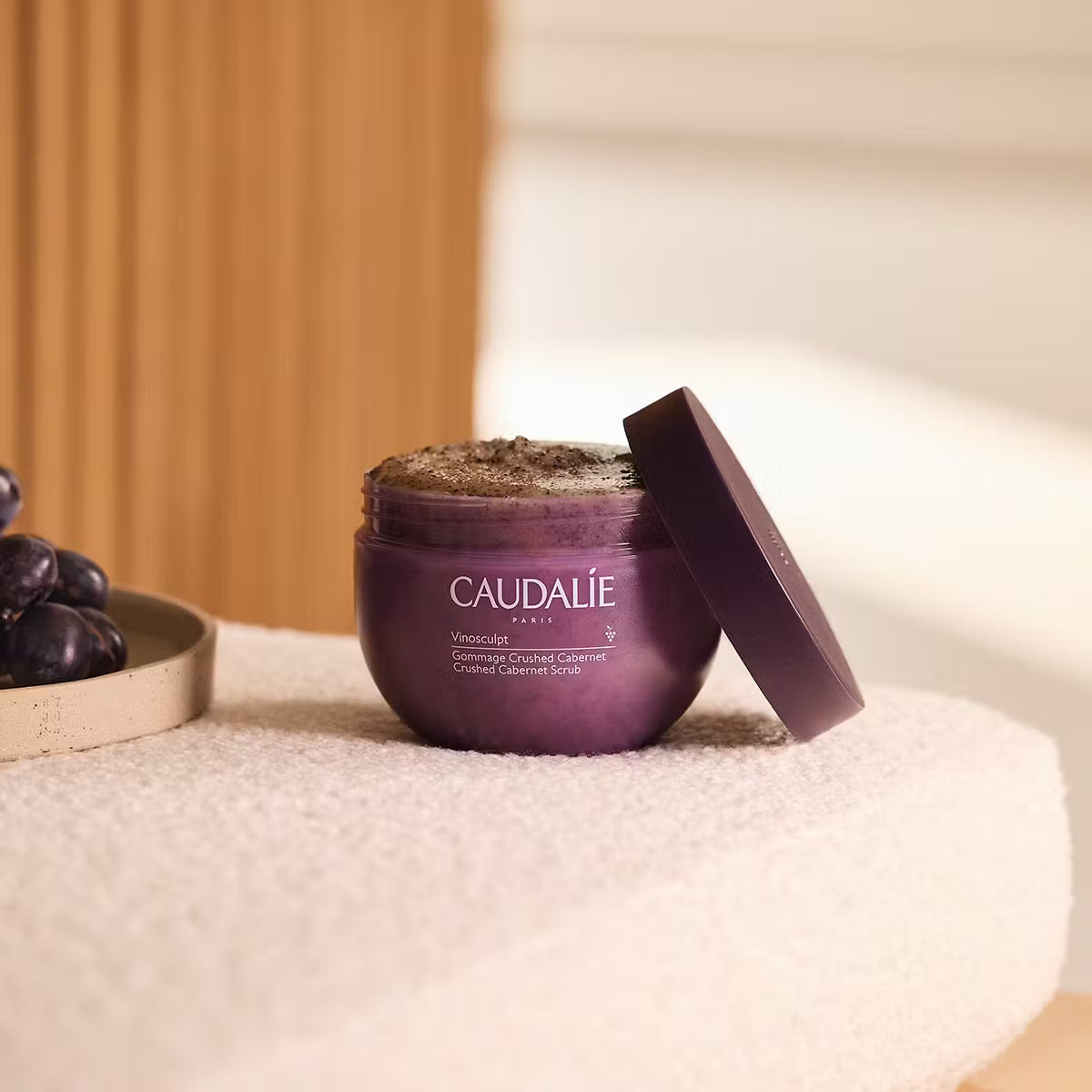 Spa lichaamsverzorging Caudalie - Scrub en Massage – Crushed Cabernet