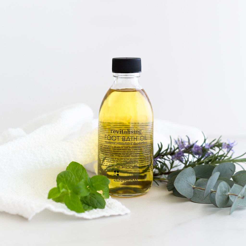 Revitalizing Foot Bath Oil Rainpharma